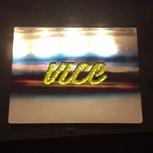 Urban Decay Vice Eyeshadow Palette